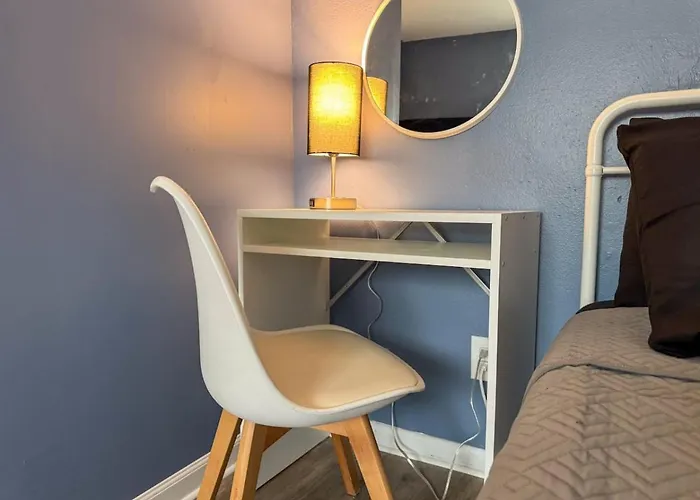 2 Full 4 Bedrooms With 14 Beds And Parking Apartment Pittsburgh